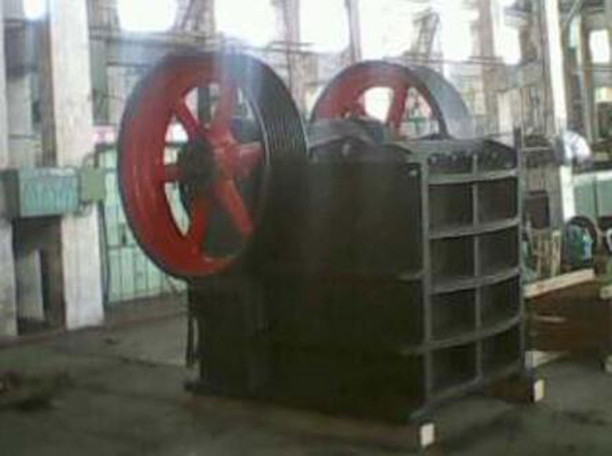 鄂式破碎機 鄂式破碎機